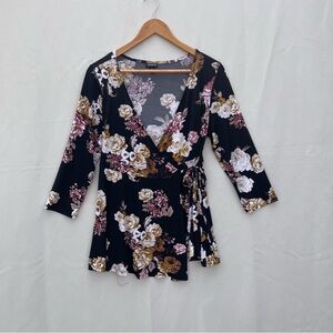 Torrid Black Floral Peplum Wrap‎ Top, 3/4 Sleeve, Tie Waist (Size 00 / L)